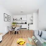 Apartman Square *